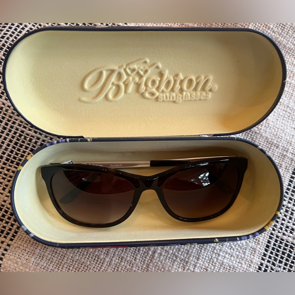 Brighton spectrum sunglasses.  Never worn! Perfect condition.
